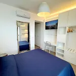 Casa *